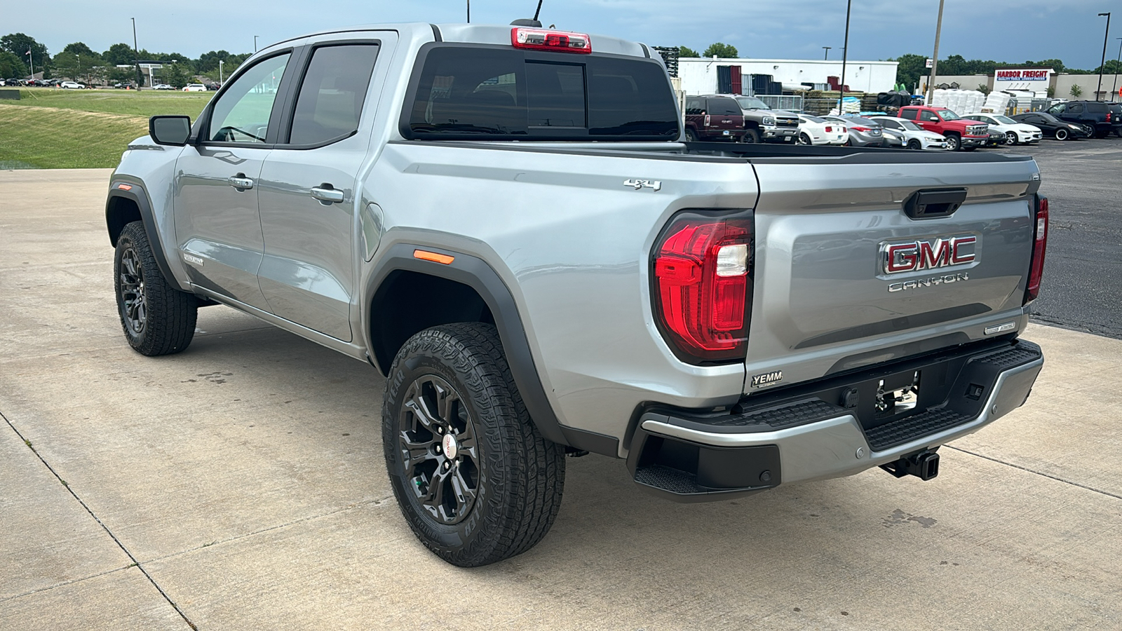 2024 GMC Canyon  6