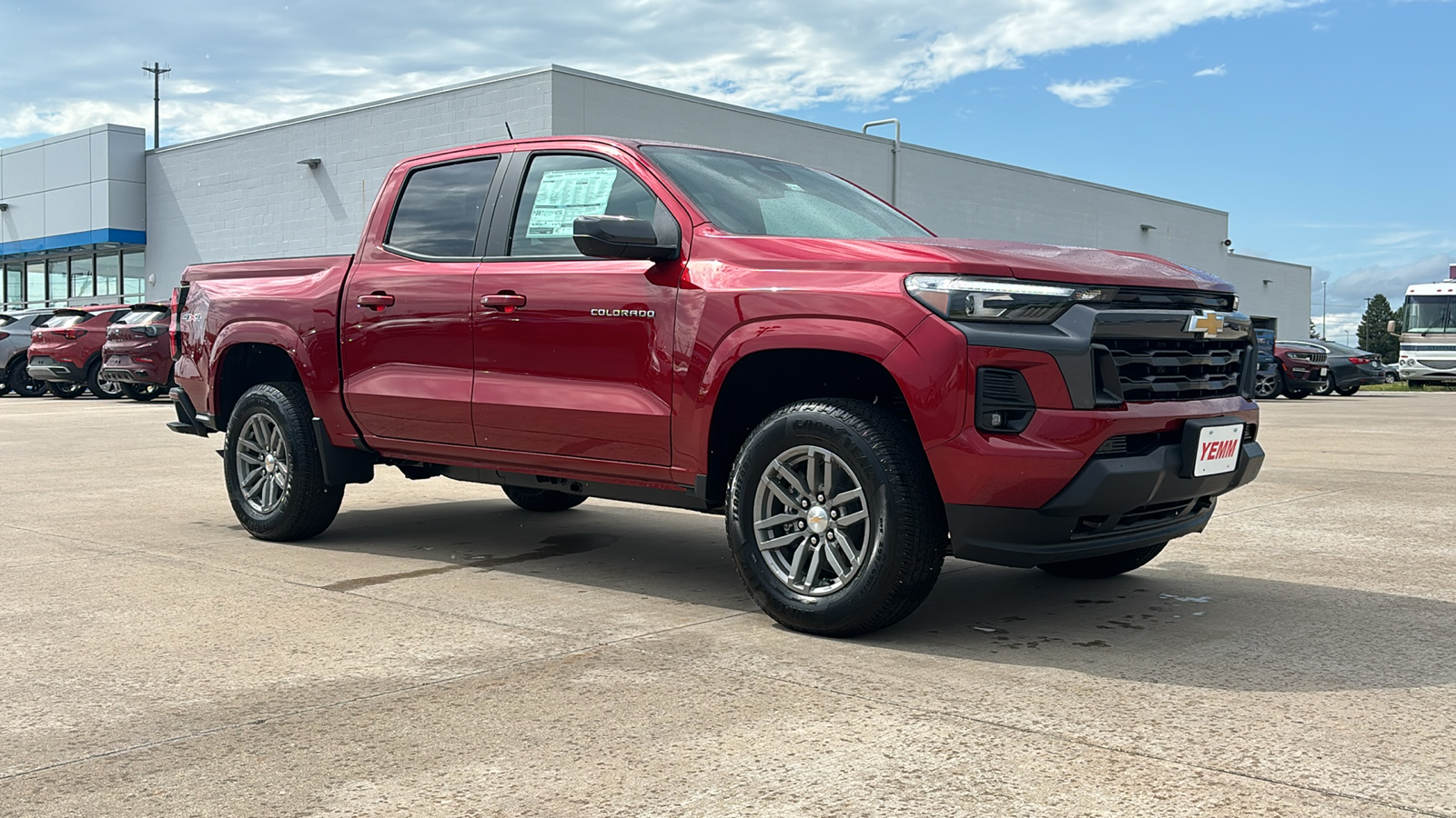 2024 Chevrolet Colorado LT 2