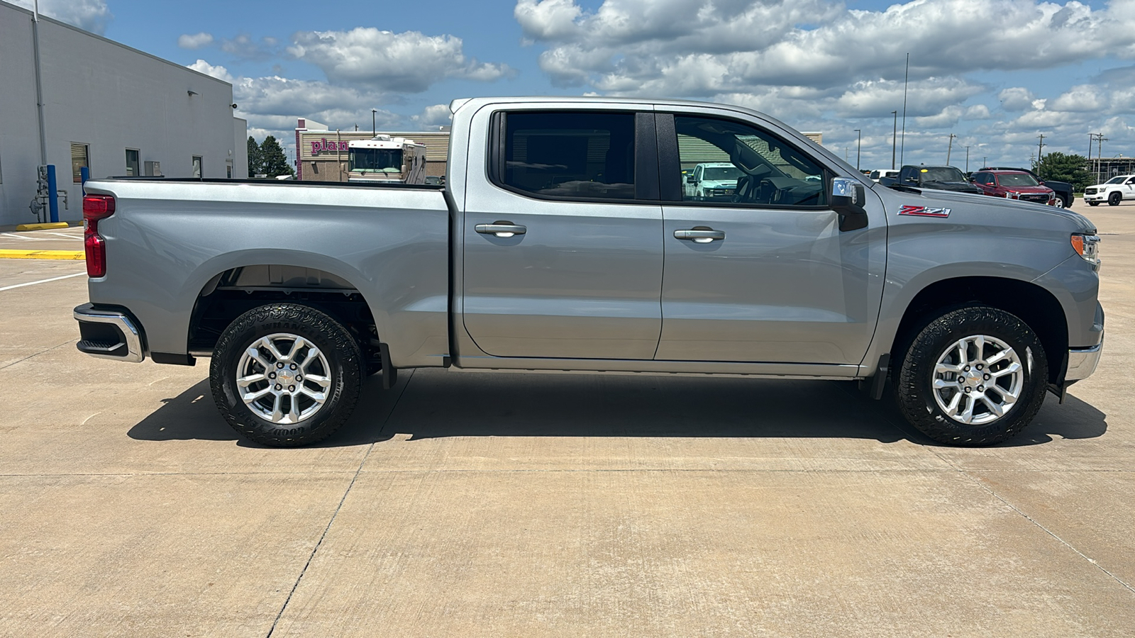 2024 Chevrolet Silverado 1500 LT 9