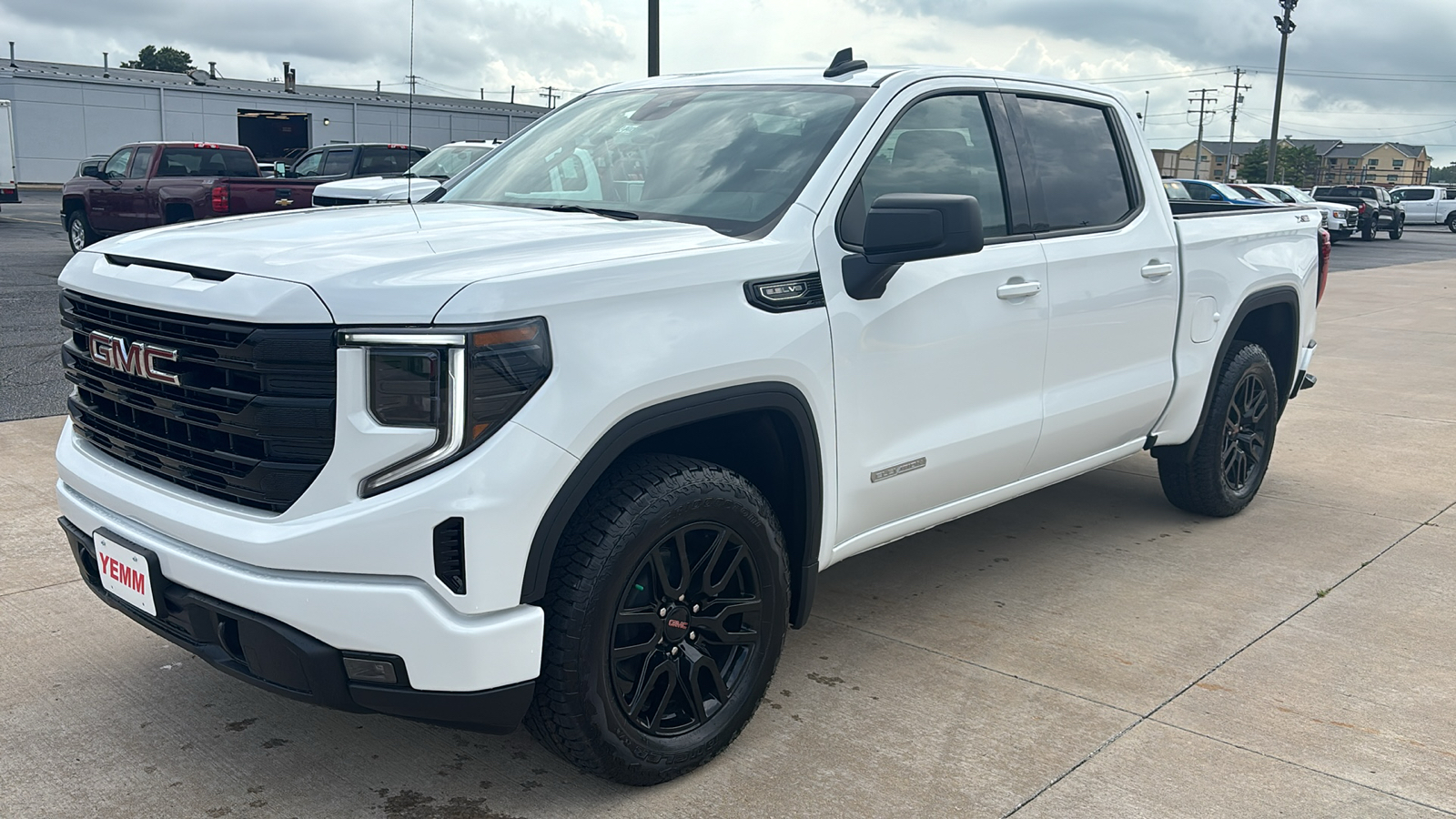 2024 GMC Sierra 1500 Elevation 4