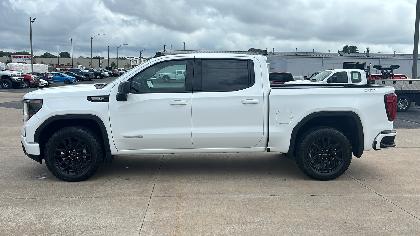 2024 GMC Sierra 1500 Elevation 5