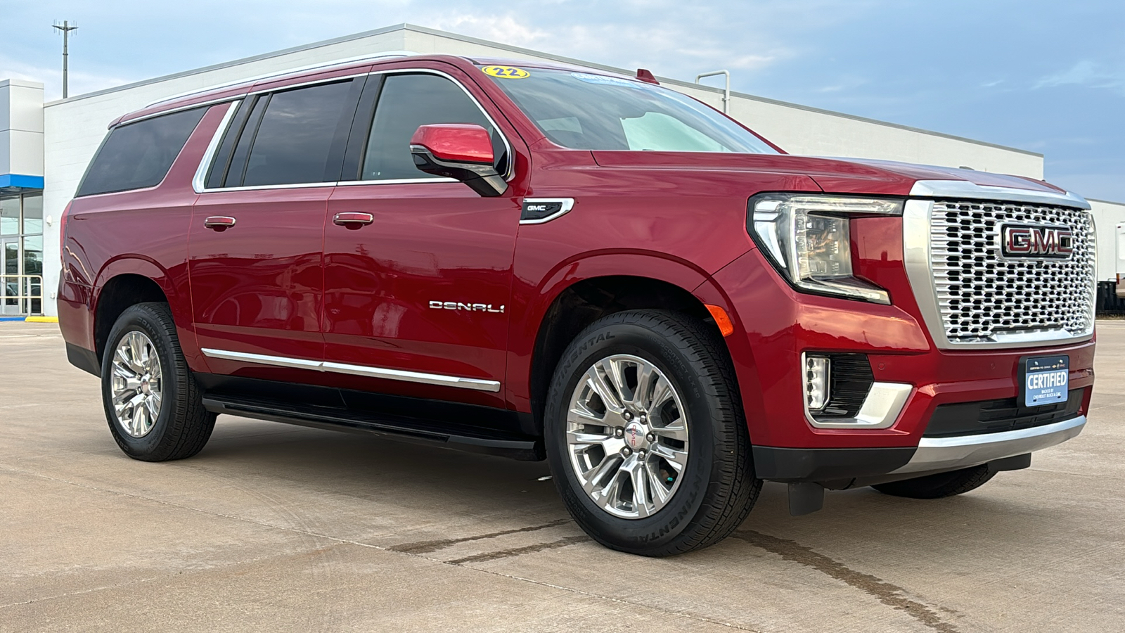 2022 GMC Yukon XL Denali 1