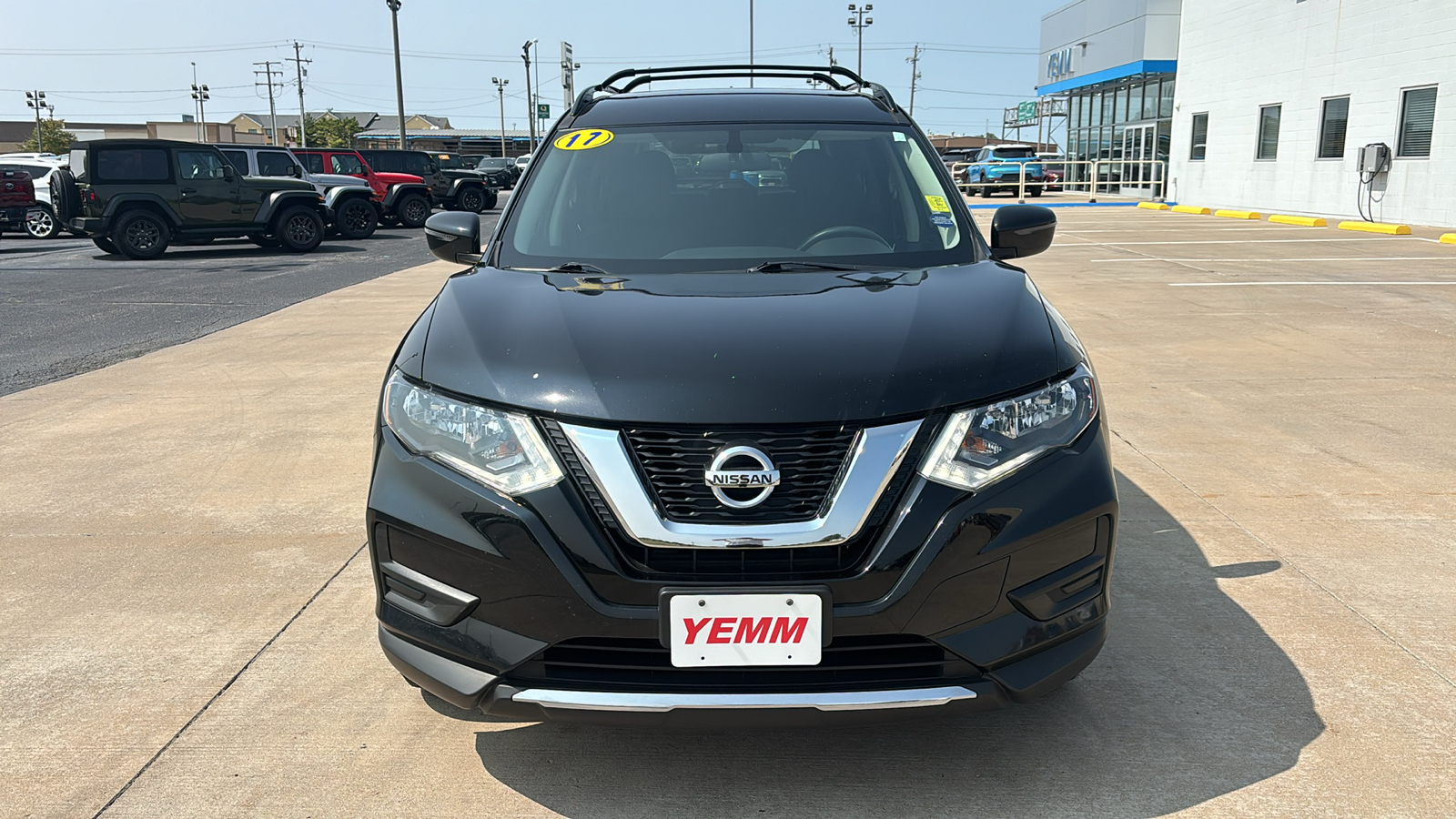 2017 Nissan Rogue SV 3