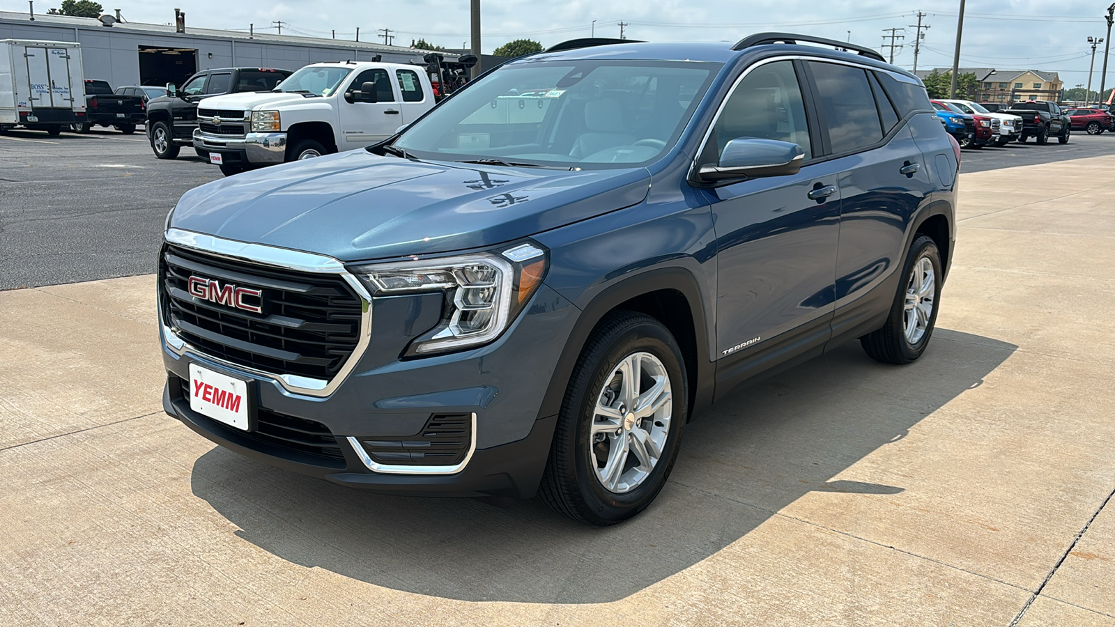 2024 GMC Terrain SLE 4