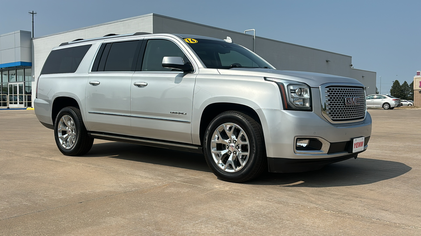 2016 GMC Yukon XL Denali 2