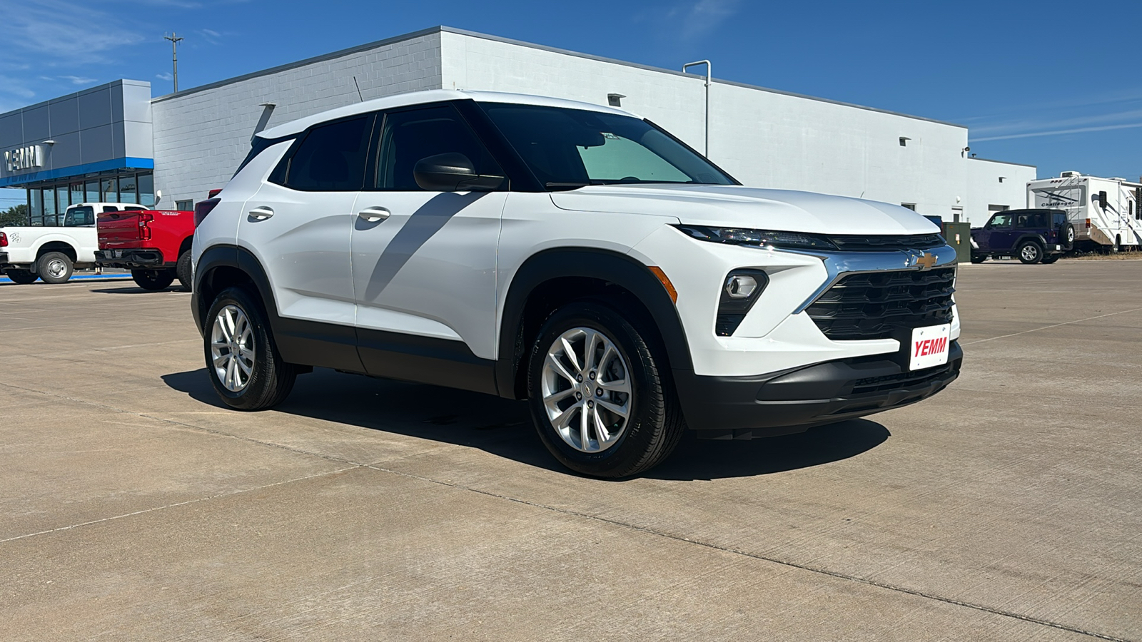 2024 Chevrolet TrailBlazer LS 2