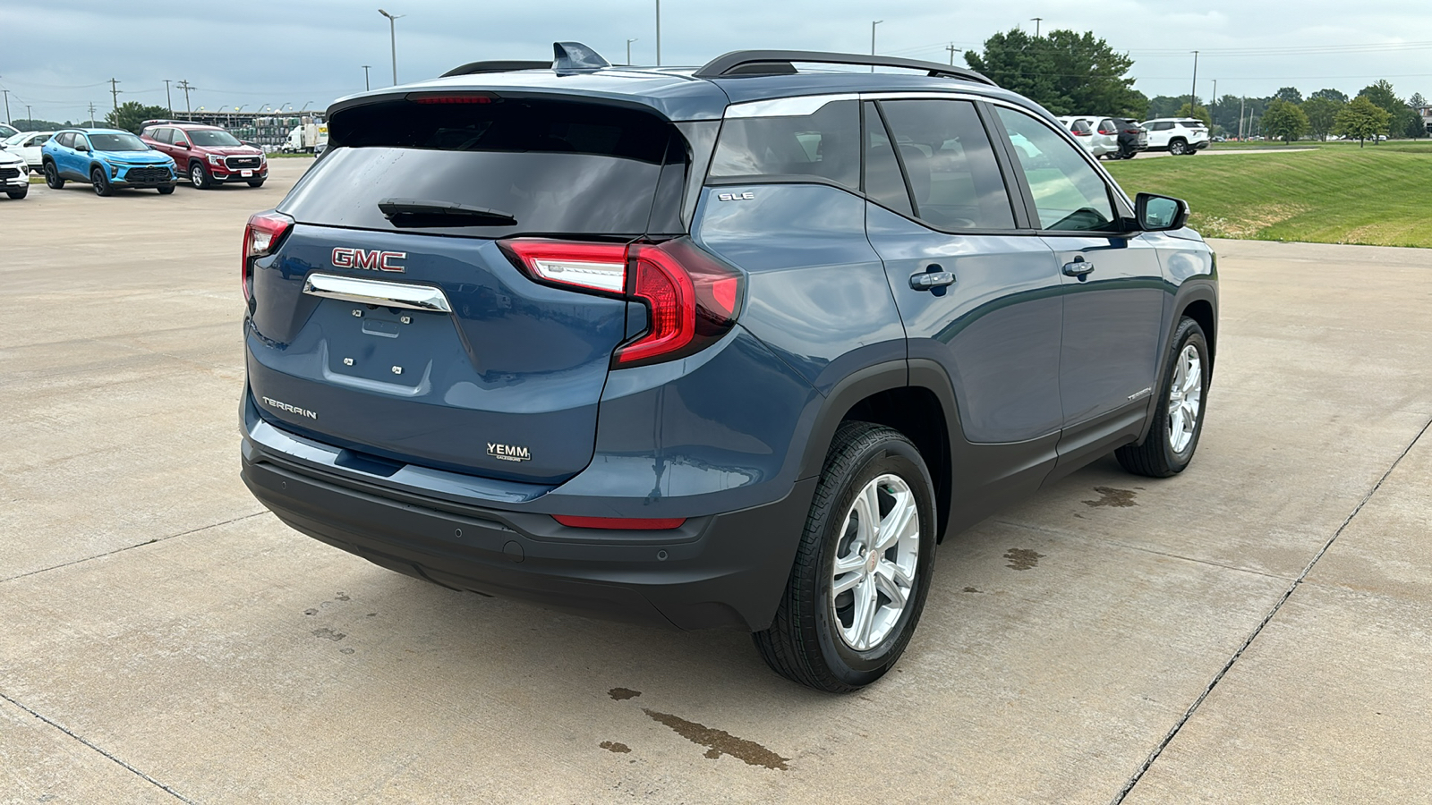 2024 GMC Terrain SLE 8