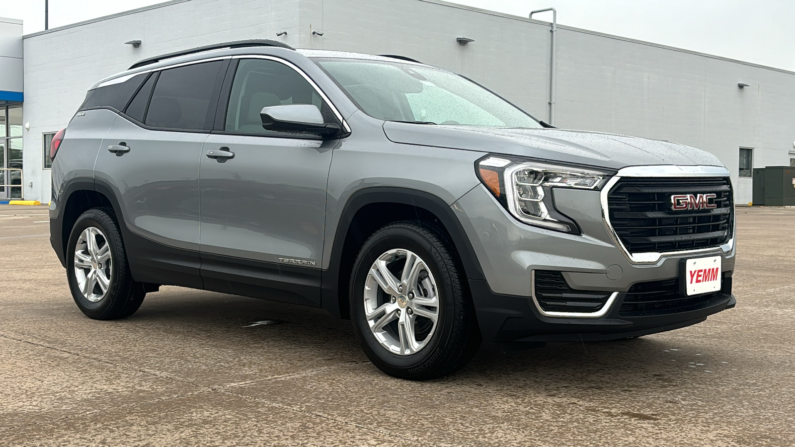 2024 GMC Terrain SLE 1