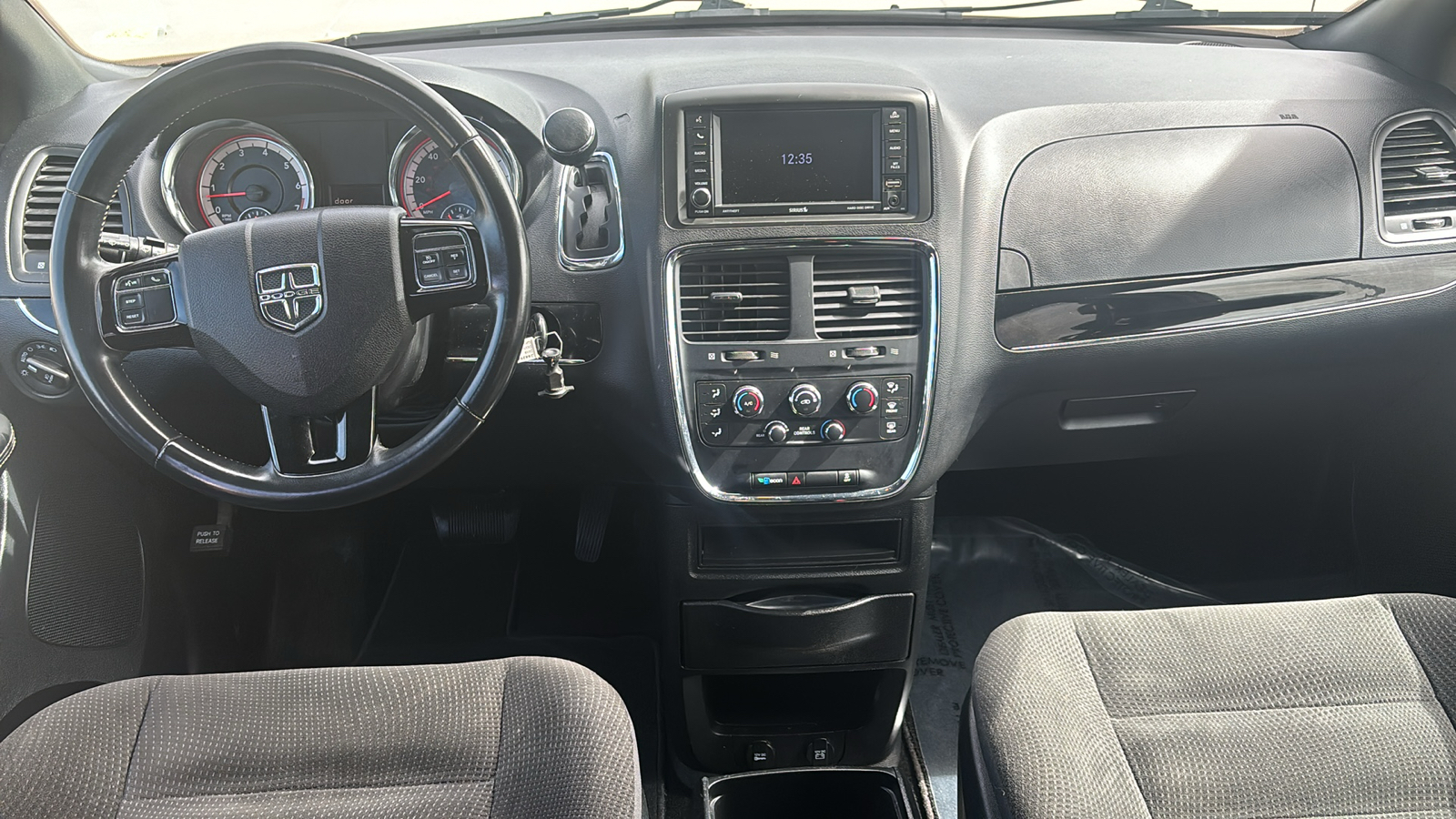 2018 Dodge Grand Caravan SE 11