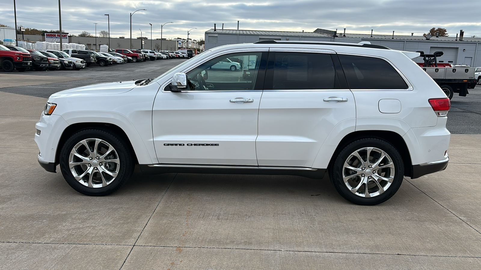 2019 Jeep Grand Cherokee Summit 5