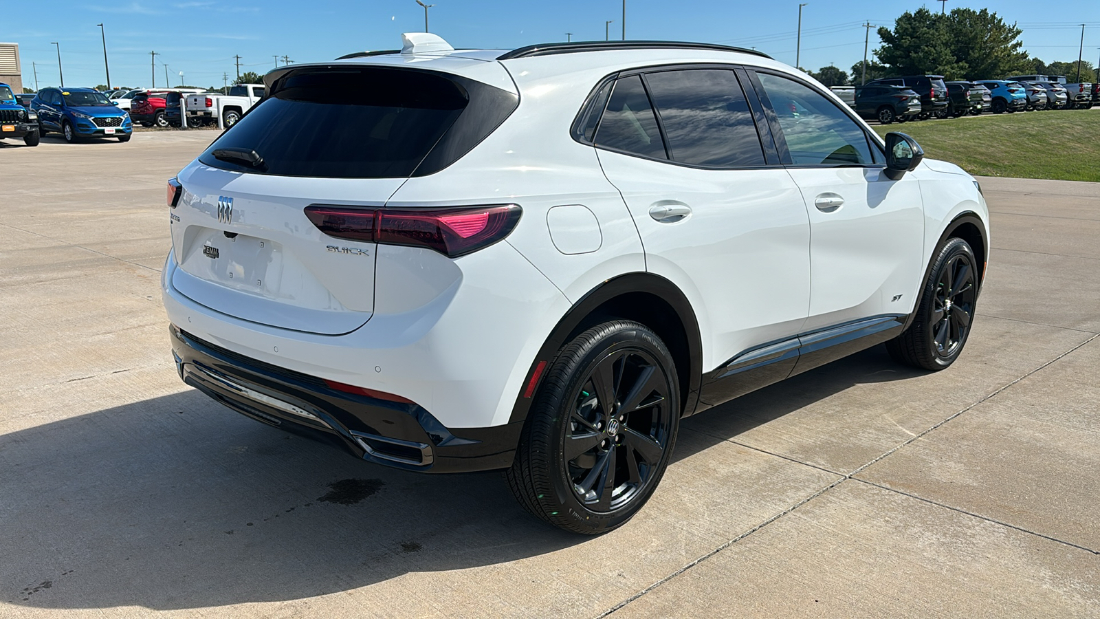 2024 Buick Envision Sport Touring 8