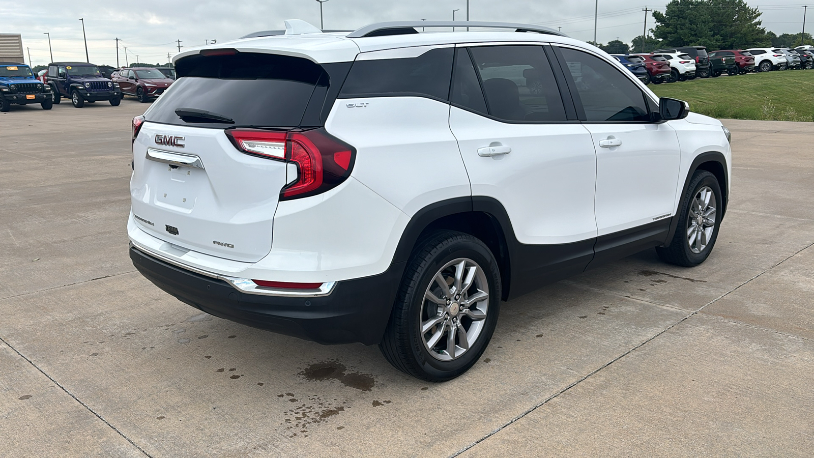 2022 GMC Terrain SLT 8