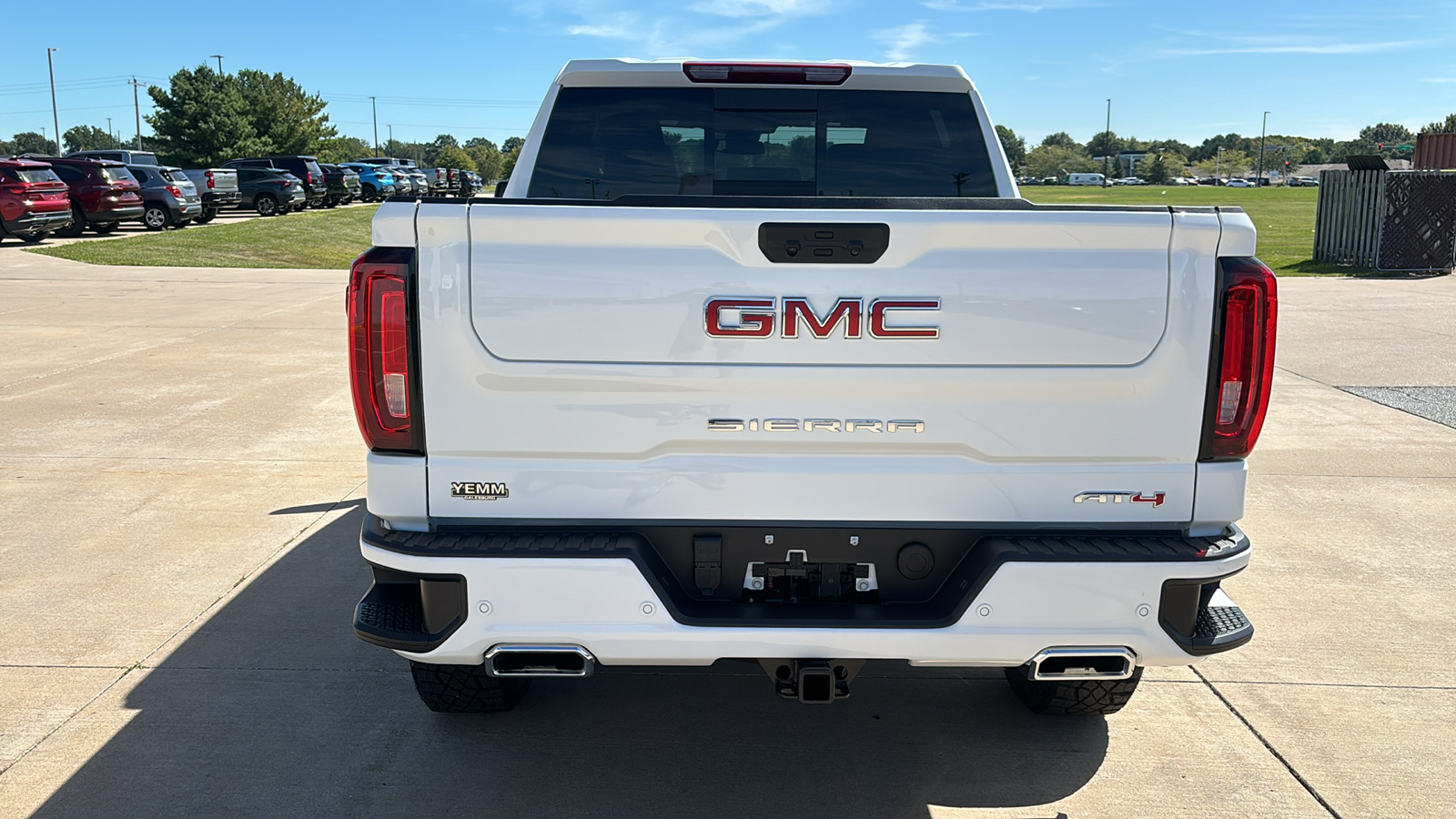 2024 GMC Sierra 1500 AT4 7