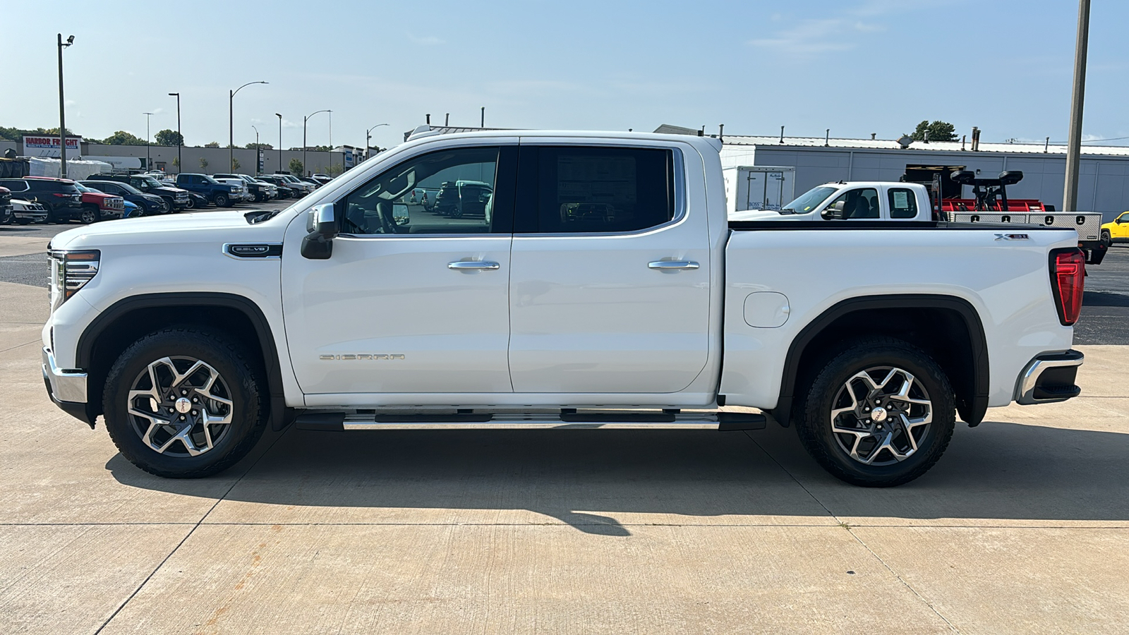 2024 GMC Sierra 1500 SLT 5