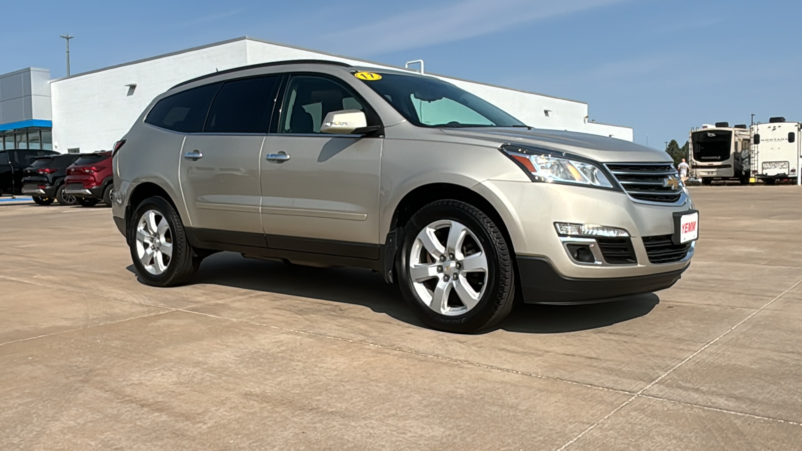 2017 Chevrolet Traverse LT 2