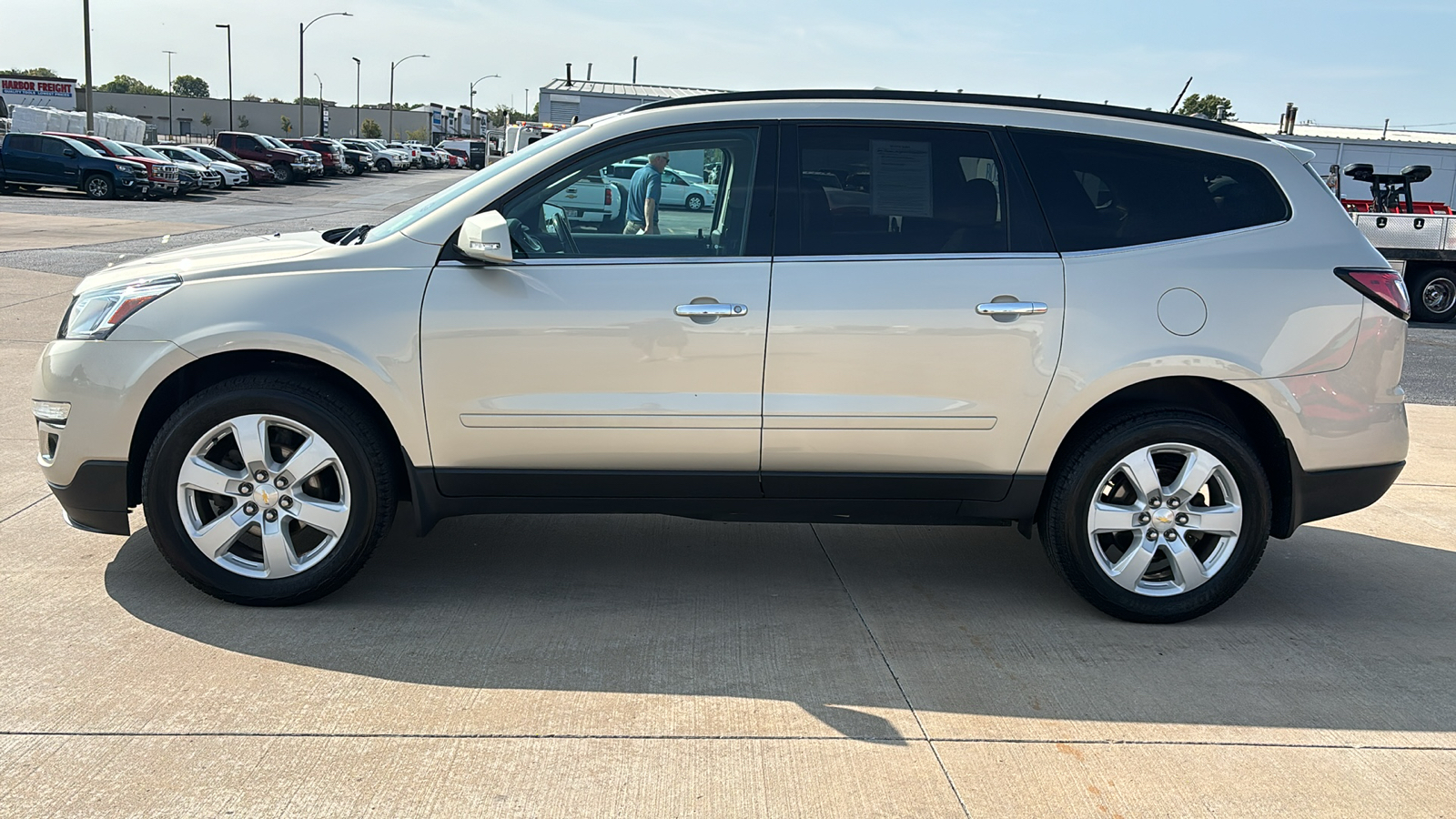 2017 Chevrolet Traverse LT 5