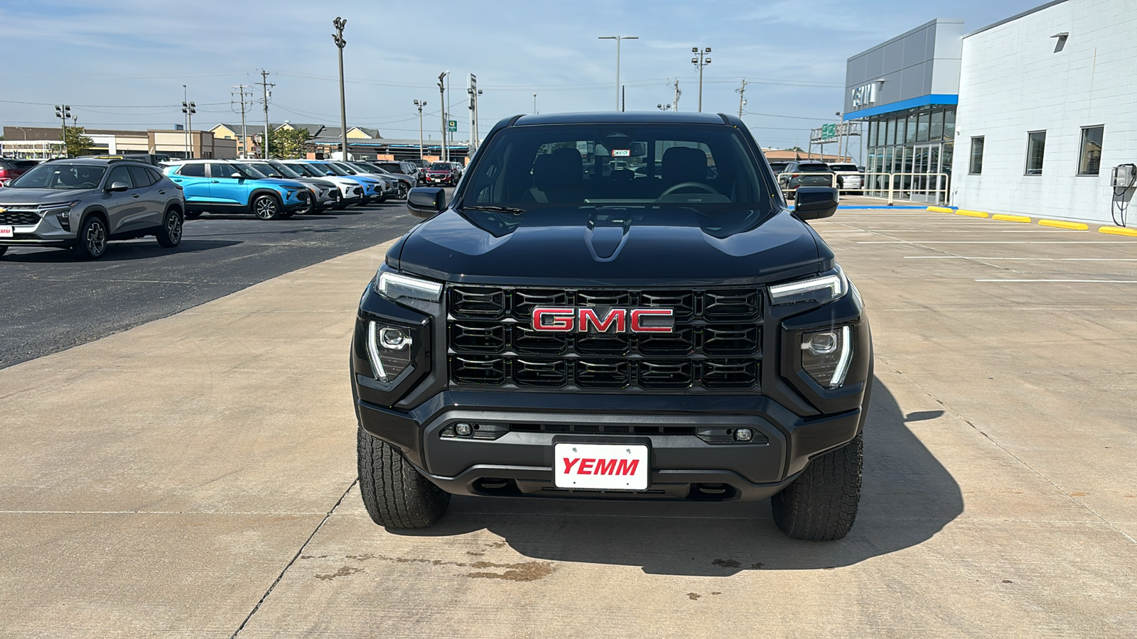 2024 GMC Canyon Elevation 3