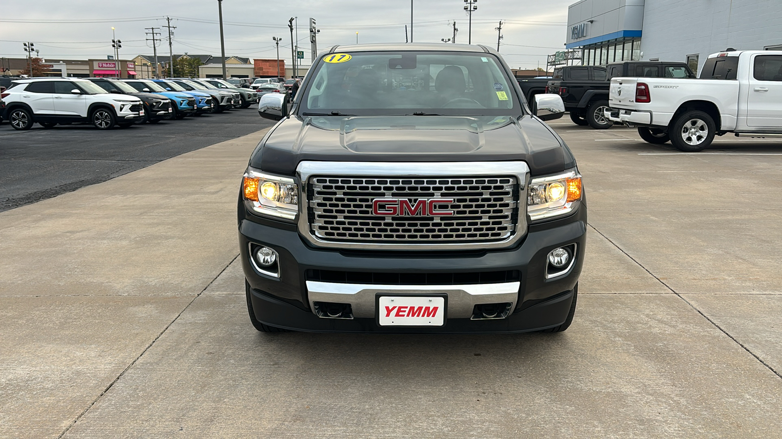 2017 GMC Canyon Denali 3