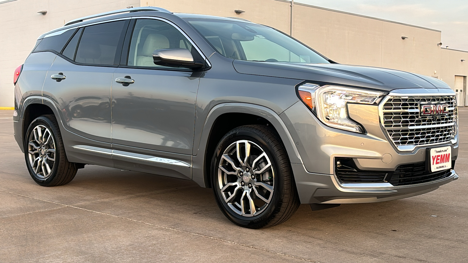 2024 GMC Terrain Denali 1