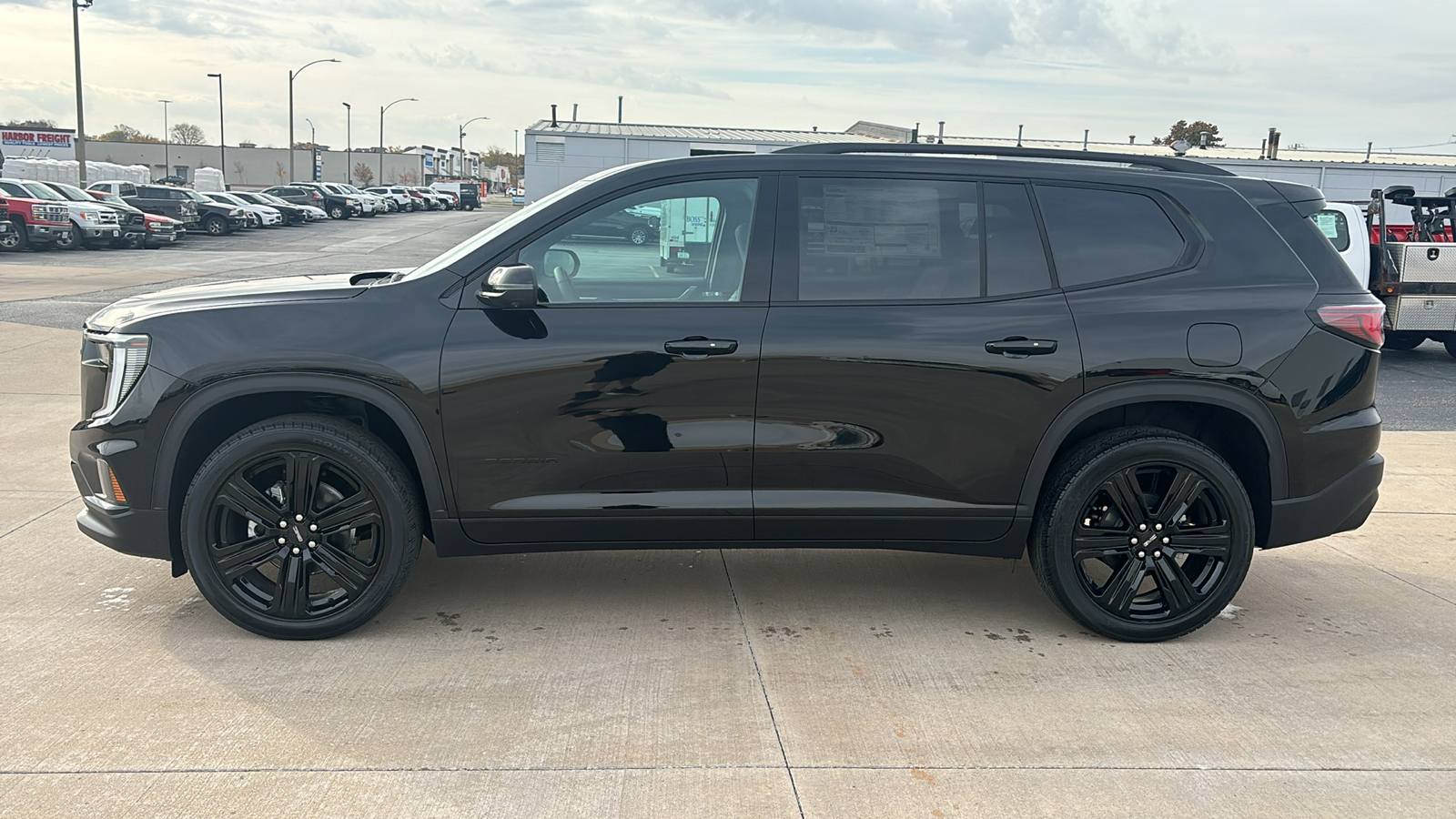 2024 GMC Acadia Elevation 5