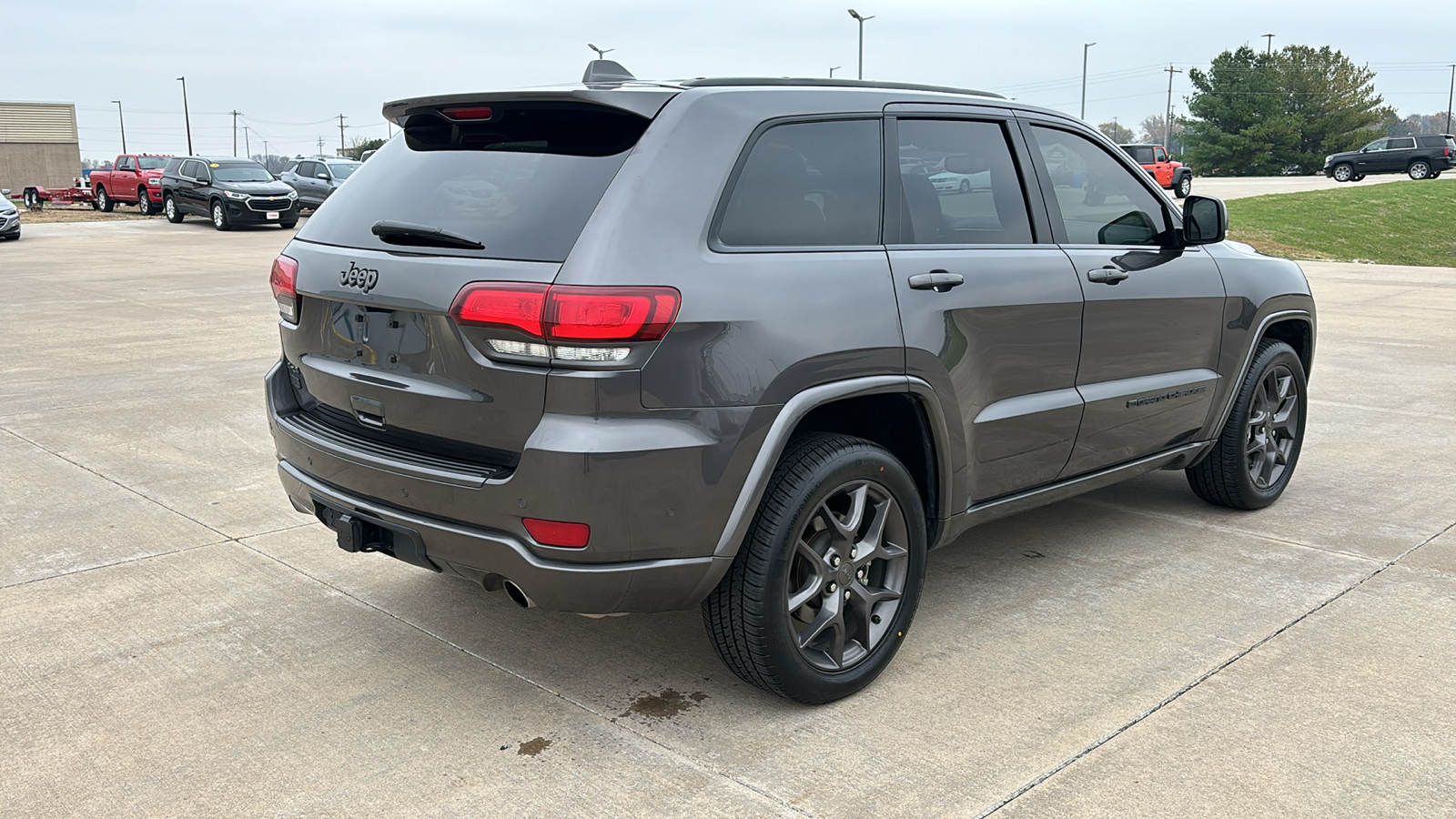 2021 Jeep Grand Cherokee  8