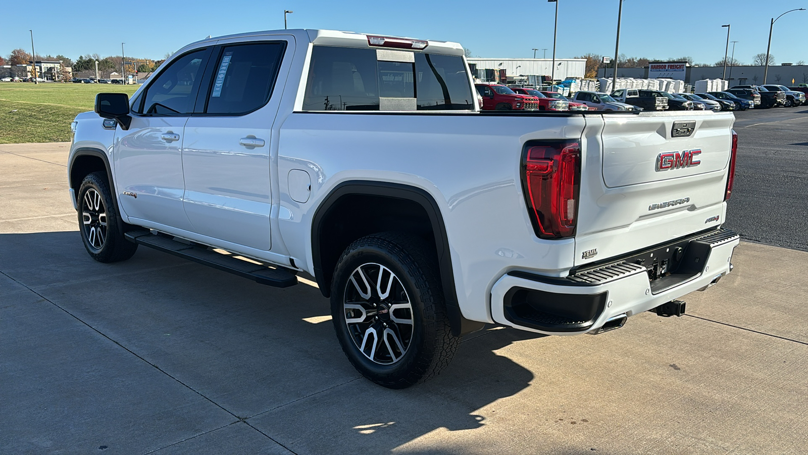 2020 GMC Sierra 1500 AT4 6