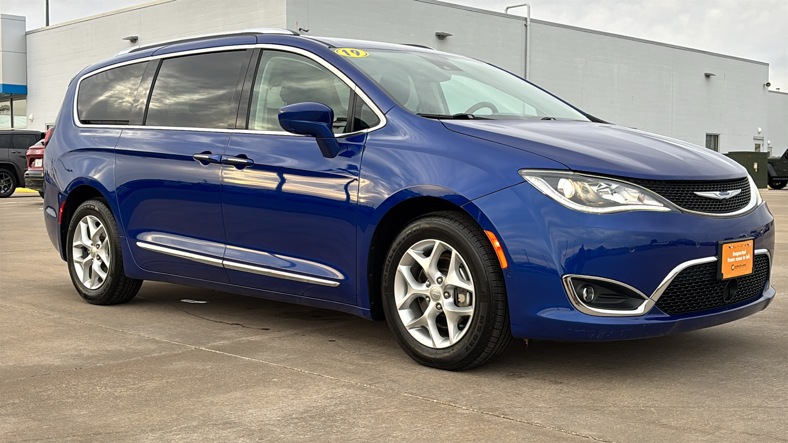 2019 Chrysler Pacifica Touring L 1