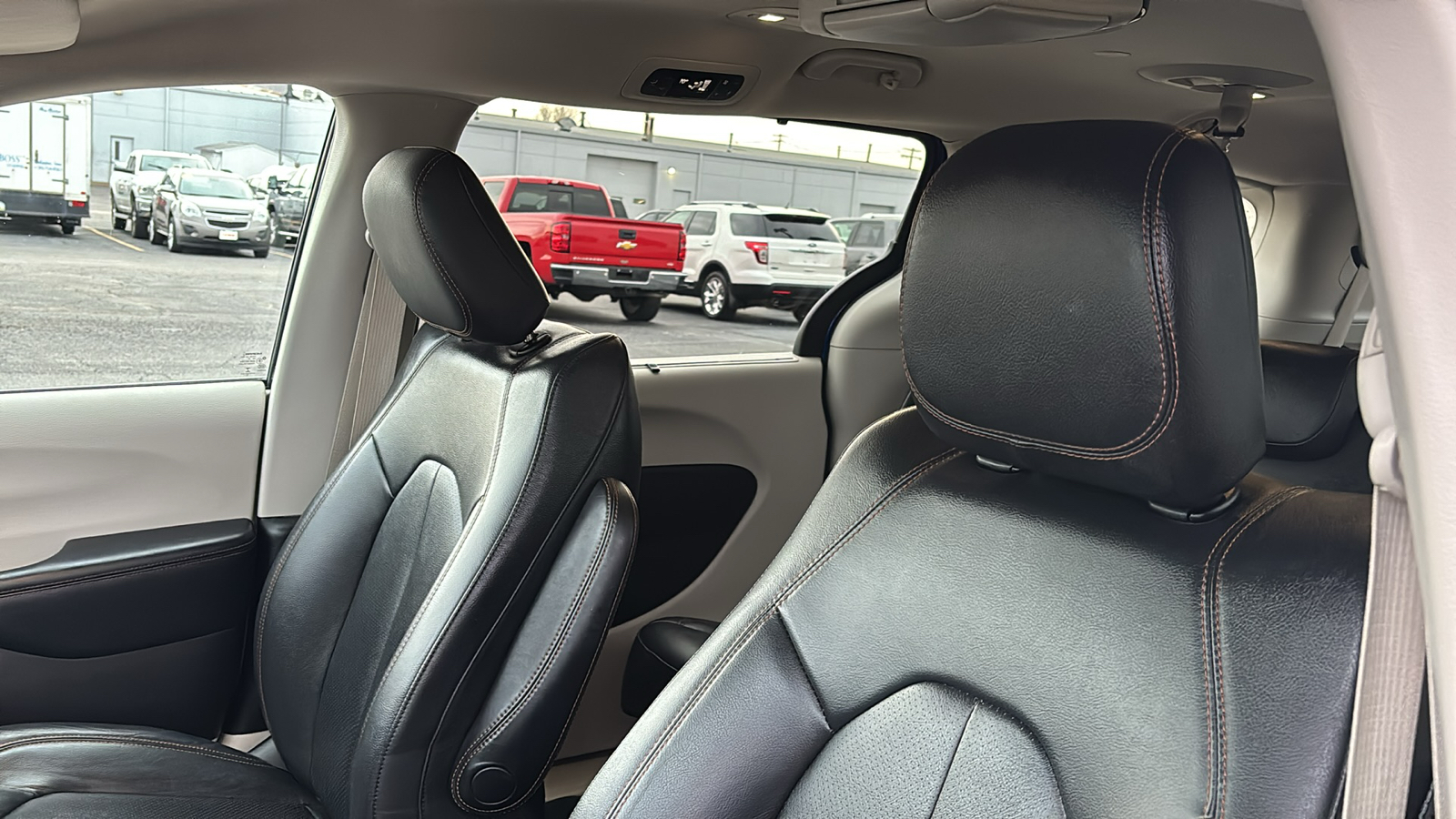 2019 Chrysler Pacifica Touring L 21