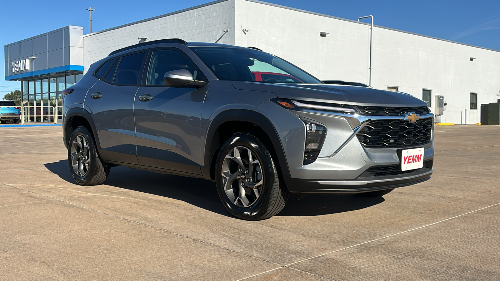 2025 Chevrolet Trax LT 2