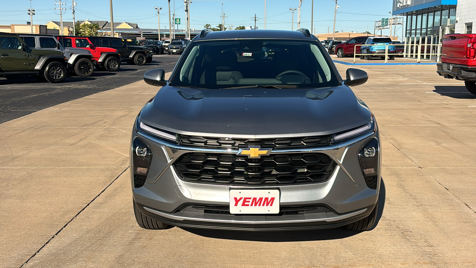 2025 Chevrolet Trax LT 3