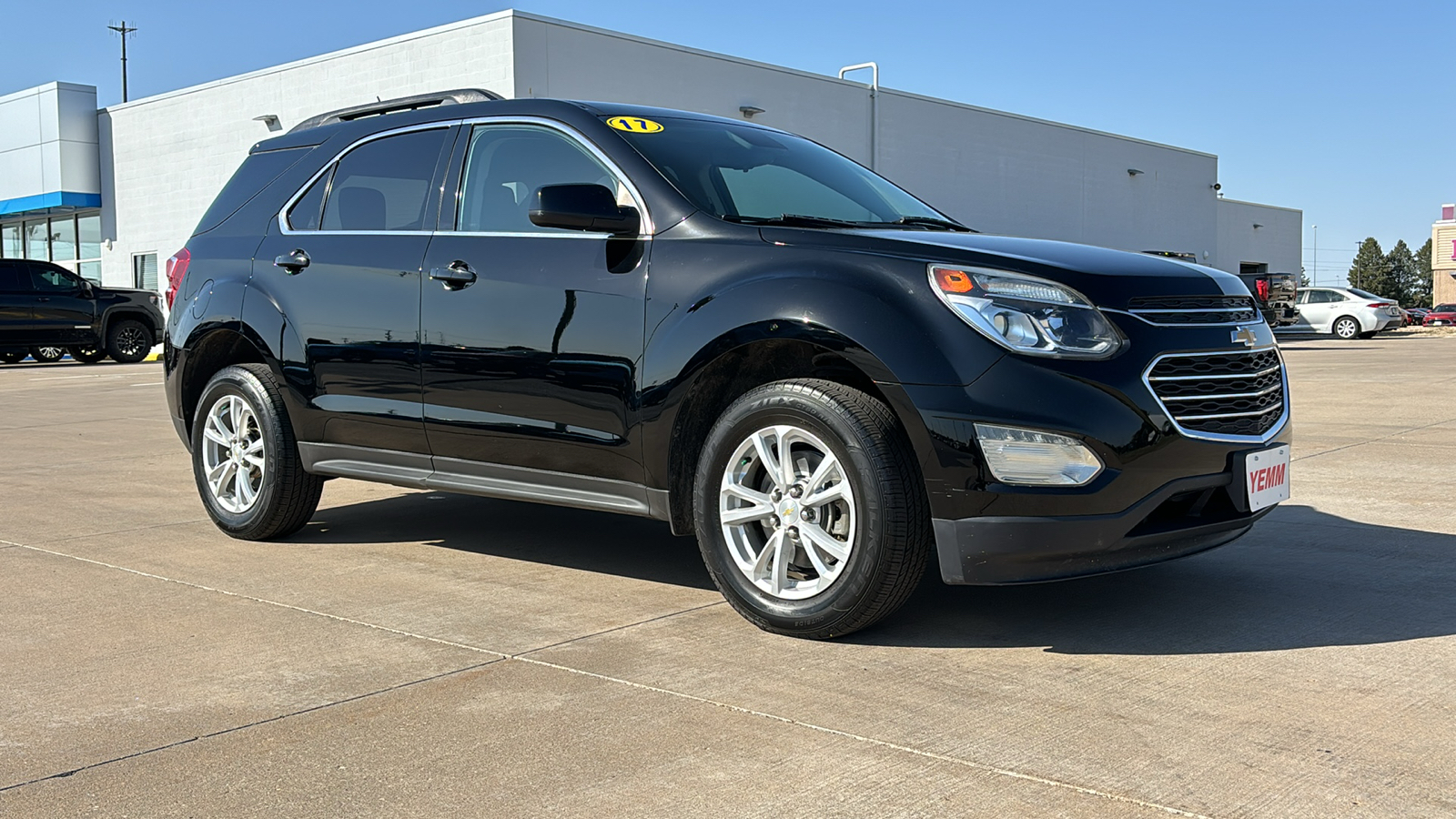 2017 Chevrolet Equinox LT 2