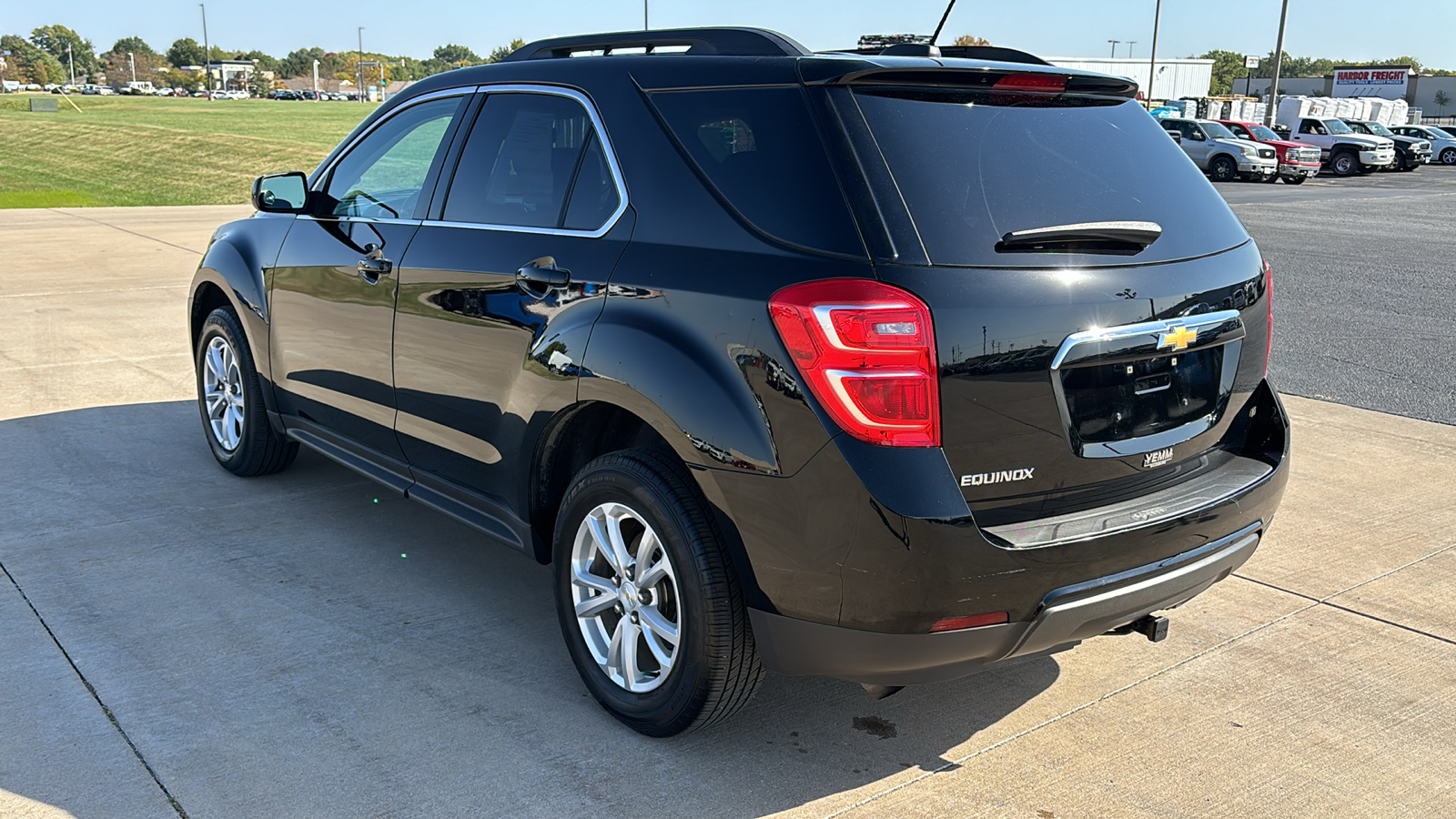 2017 Chevrolet Equinox LT 6