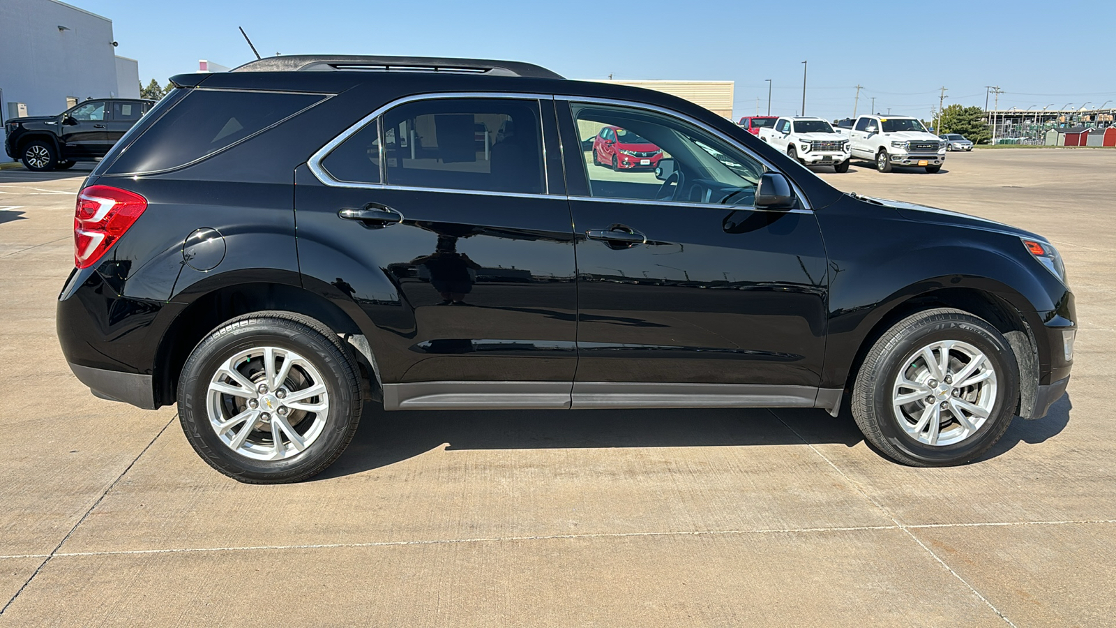 2017 Chevrolet Equinox LT 9