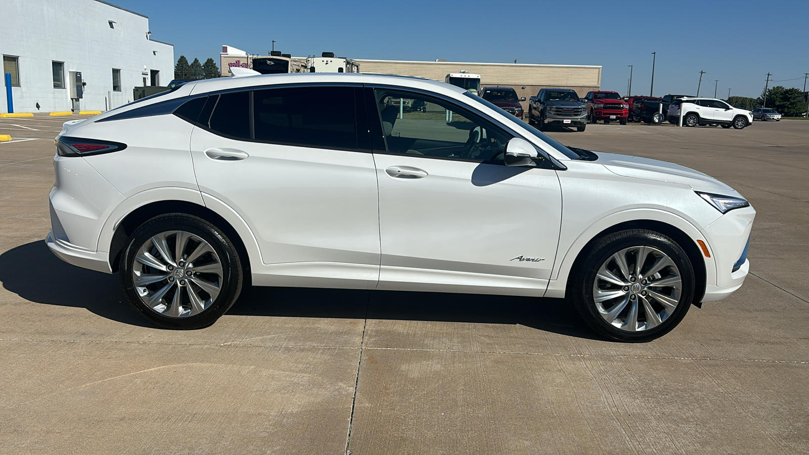 2025 Buick Envista Avenir 9