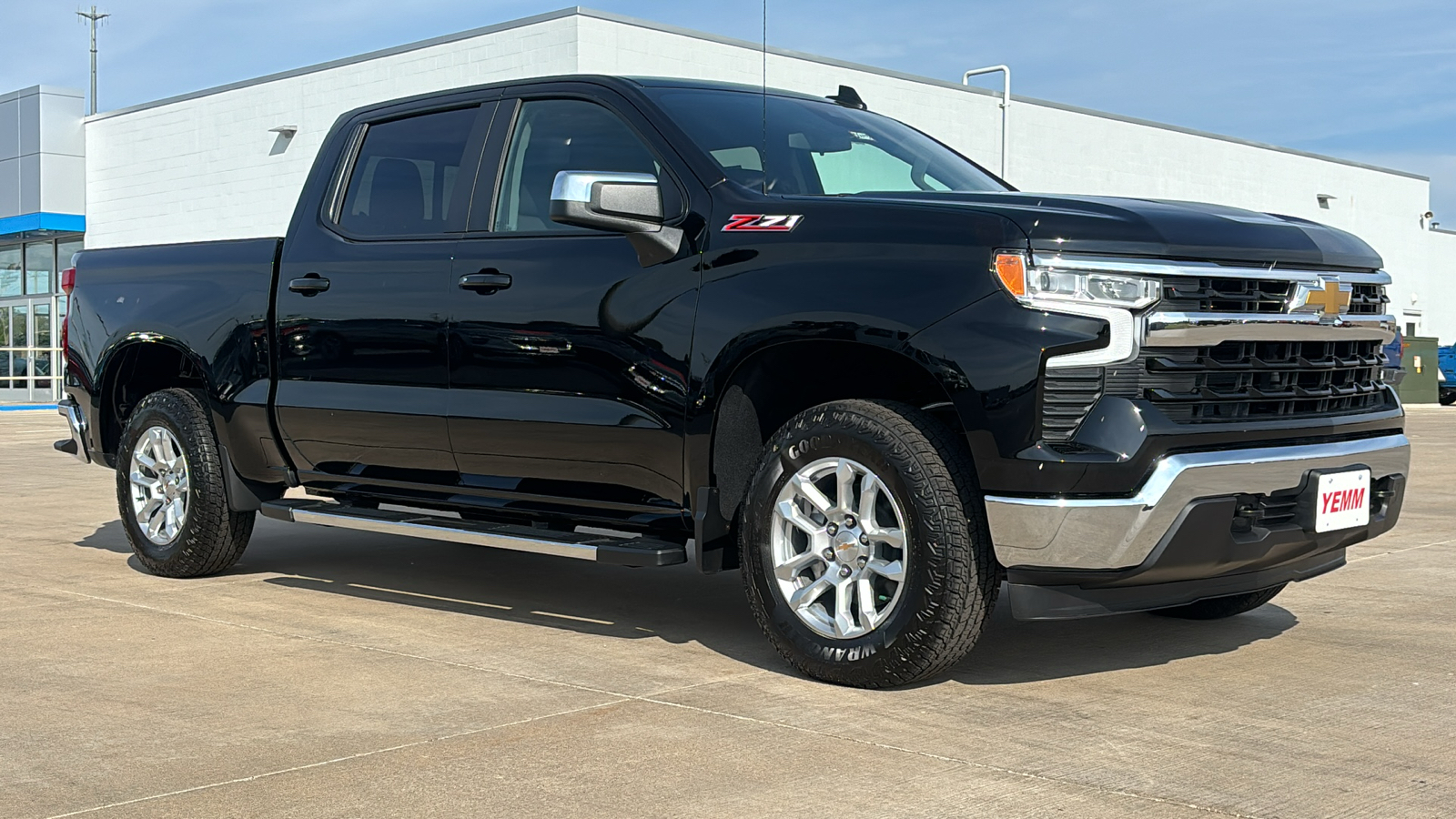 2025 Chevrolet Silverado 1500 LT 1