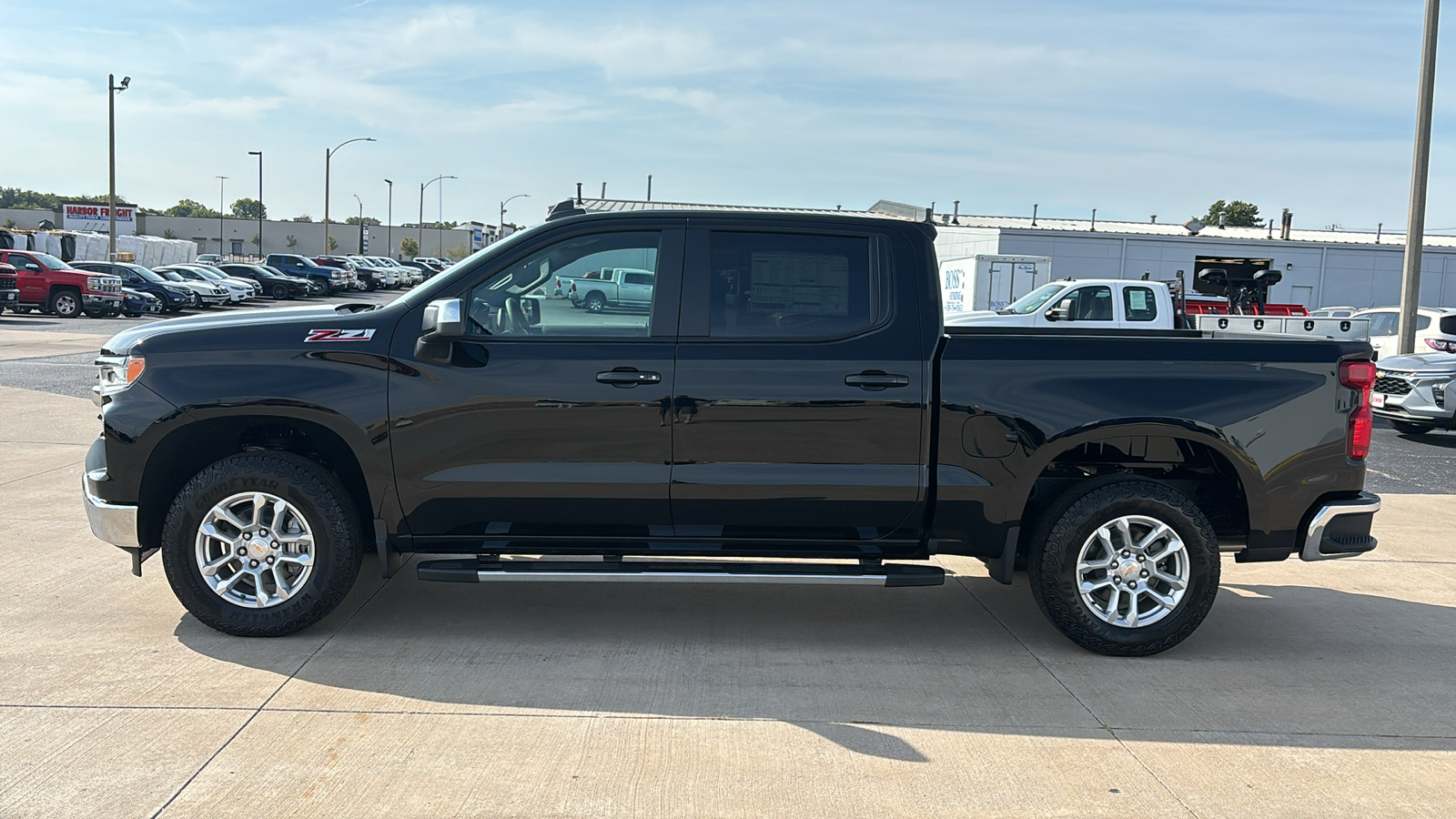 2025 Chevrolet Silverado 1500 LT 5