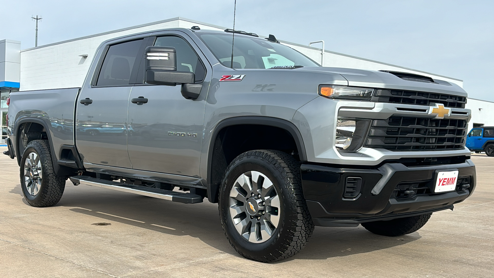 2025 Chevrolet Silverado 2500HD Custom 1