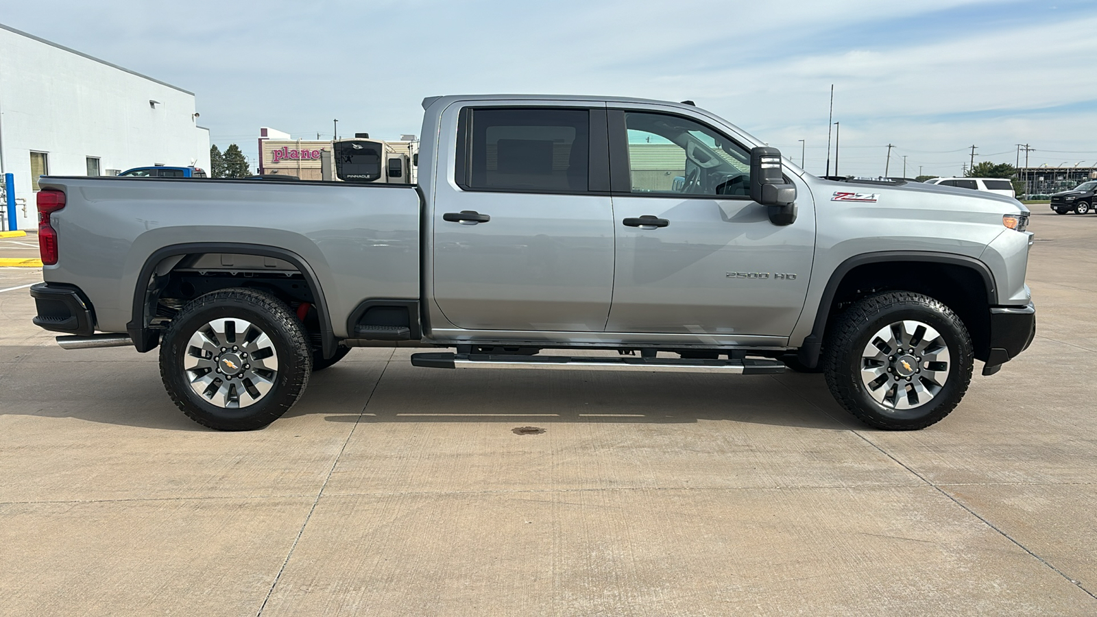 2025 Chevrolet Silverado 2500HD Custom 9