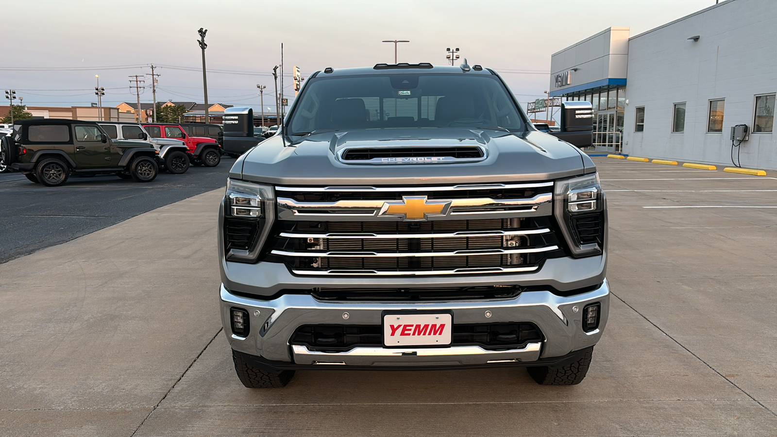 2025 Chevrolet Silverado 2500HD LTZ 3