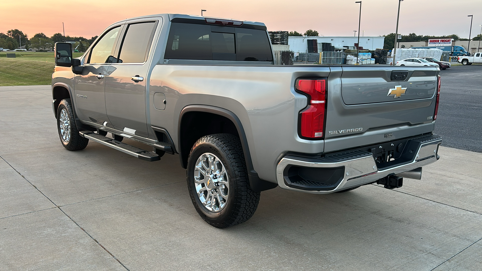 2025 Chevrolet Silverado 2500HD LTZ 6