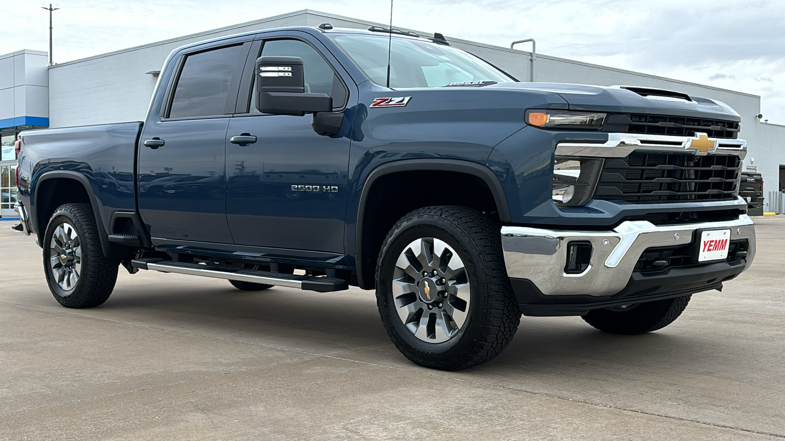 2025 Chevrolet Silverado 2500HD LT 1