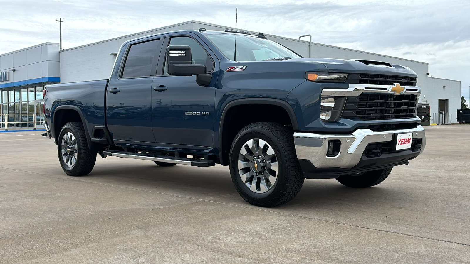 2025 Chevrolet Silverado 2500HD LT 2