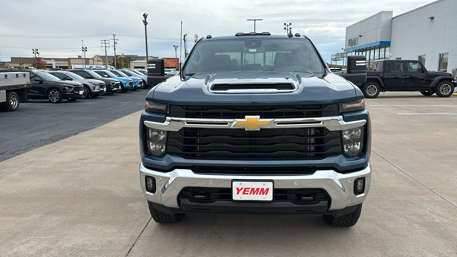 2025 Chevrolet Silverado 2500HD LT 3