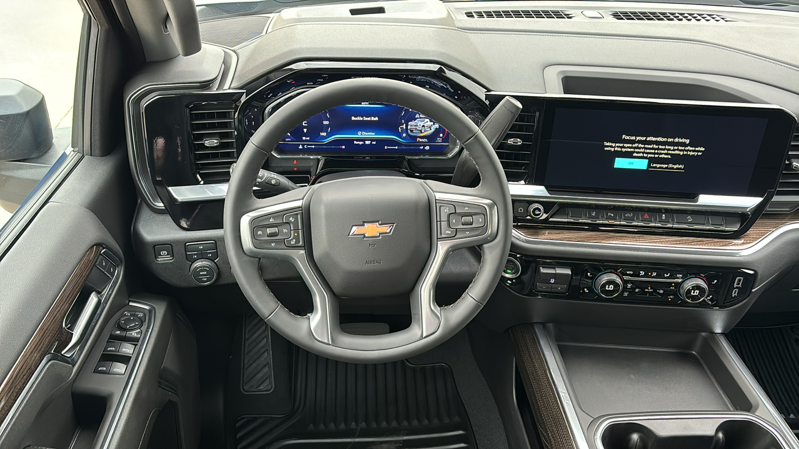 2025 Chevrolet Silverado 2500HD LT 12