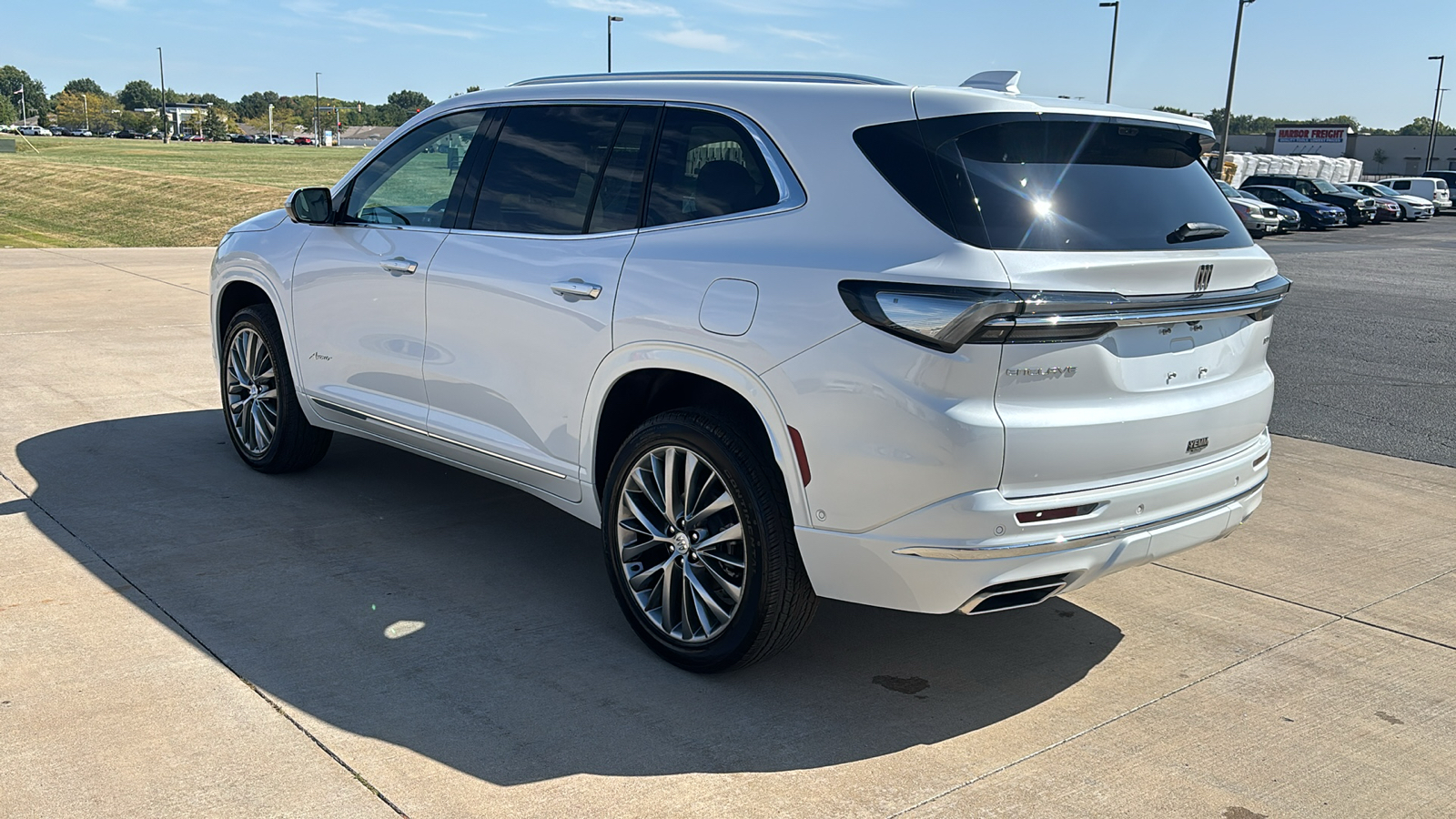 2025 Buick Enclave Avenir 6