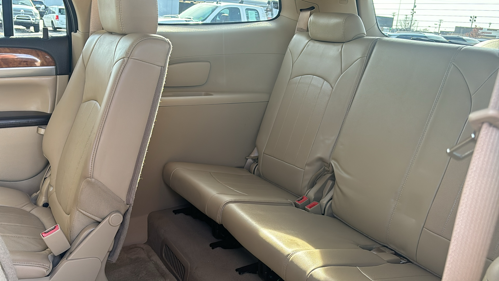 2012 Buick Enclave Leather Group 28