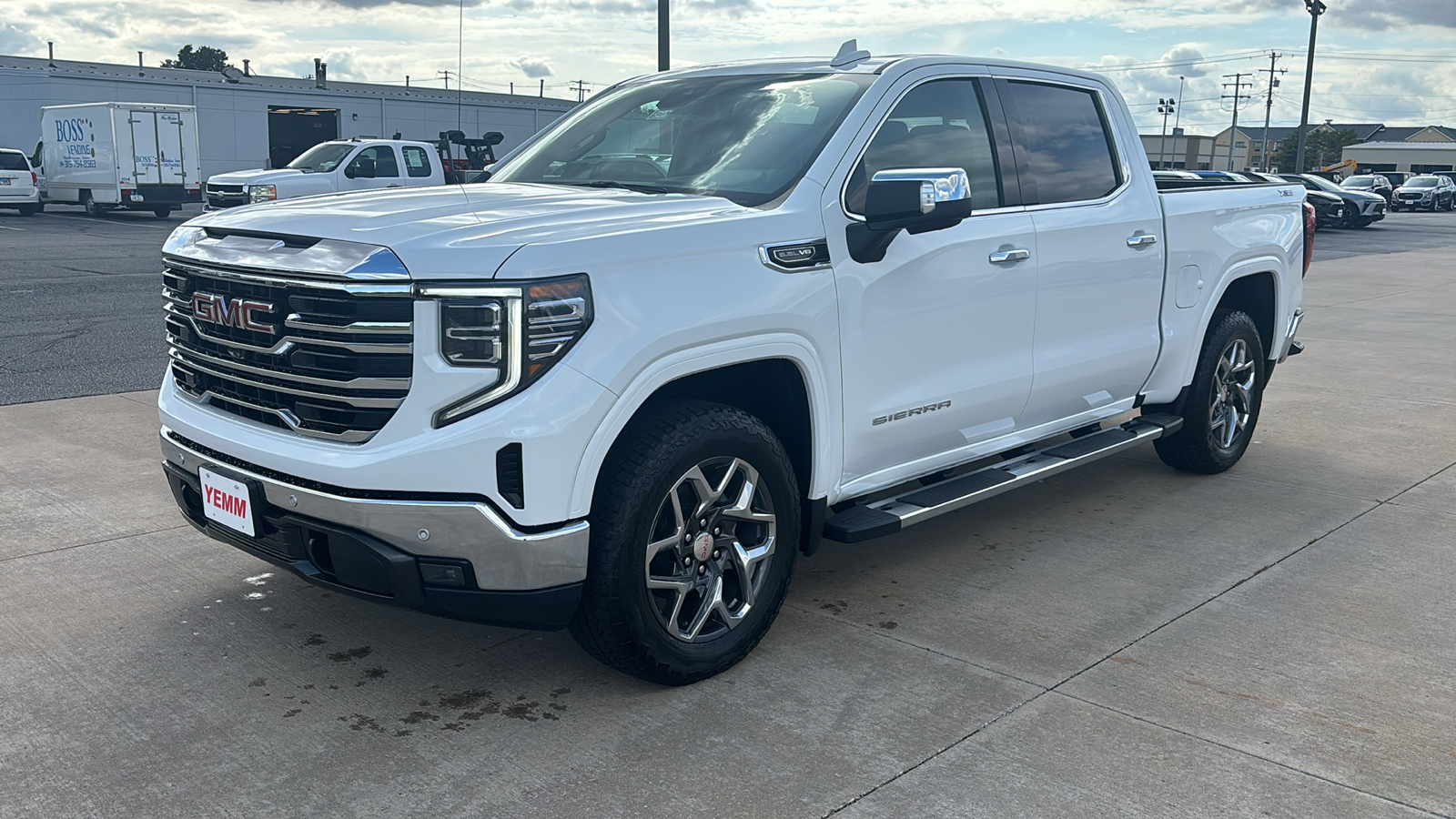 2025 GMC Sierra 1500 SLT 4