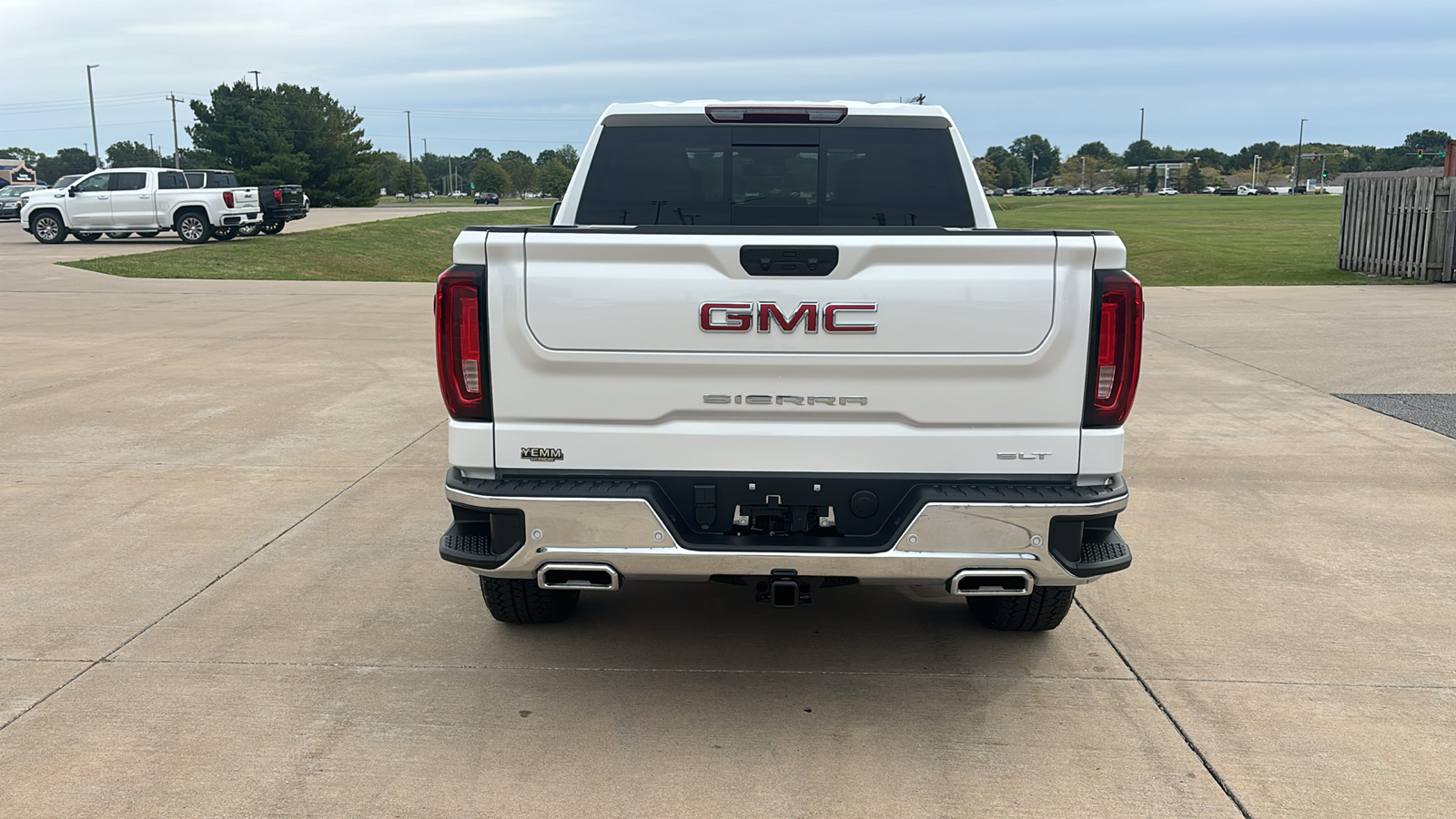 2025 GMC Sierra 1500 SLT 7