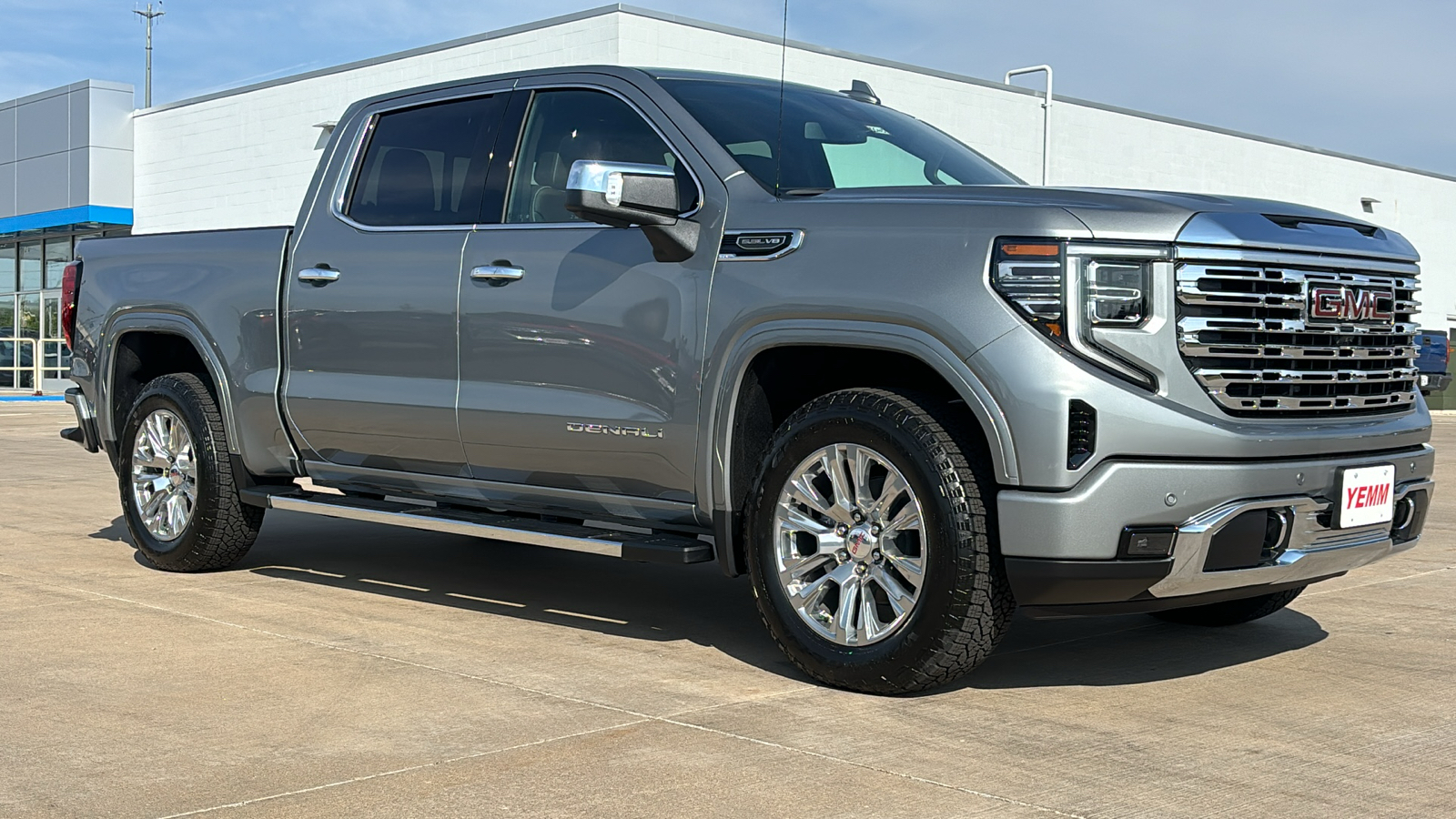 2025 GMC Sierra 1500 Denali 1