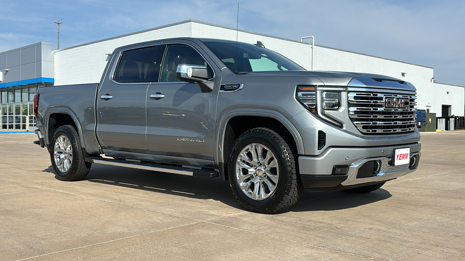 2025 GMC Sierra 1500 Denali 2